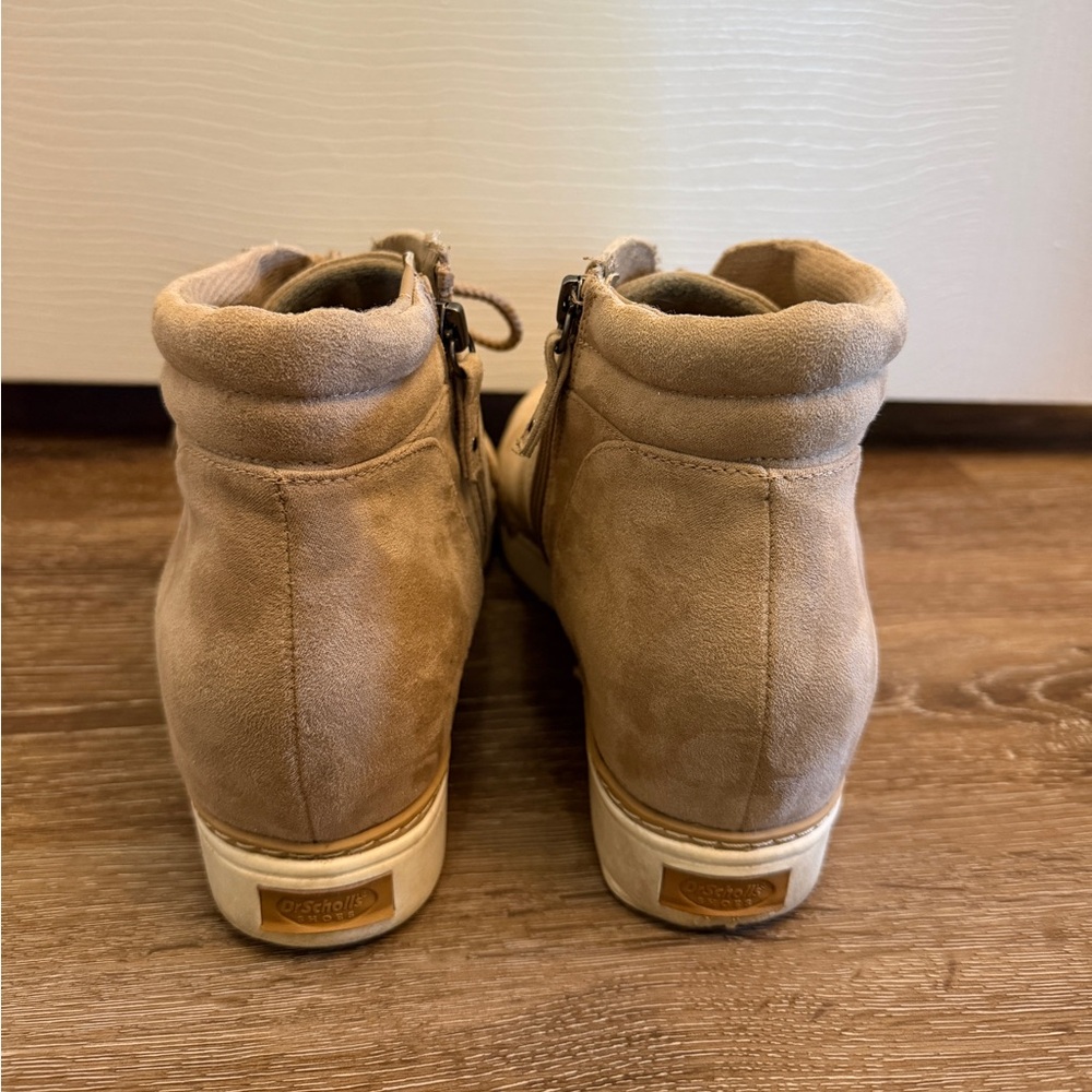 Dr. Scholls Into the Groove Sneaker in Toasted Taupe Microfiber, Women’s Size 10 - Picture 3 of 4